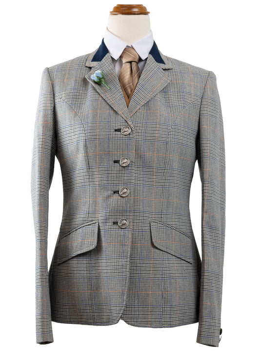 18 - 2023 Ladies grey, beige and black wool blend tweed jacket