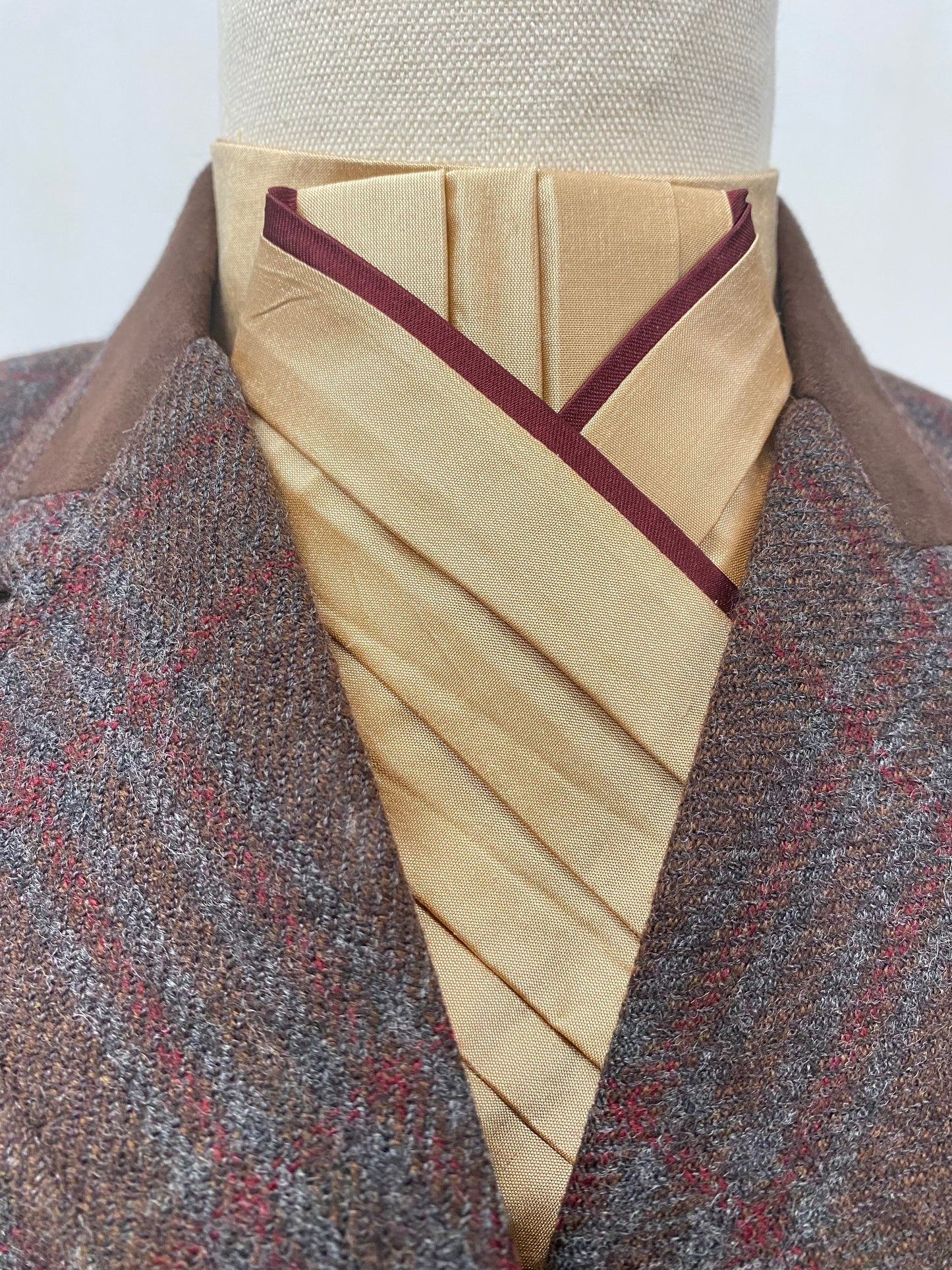 Caramel Pre-tied Stock PTS76