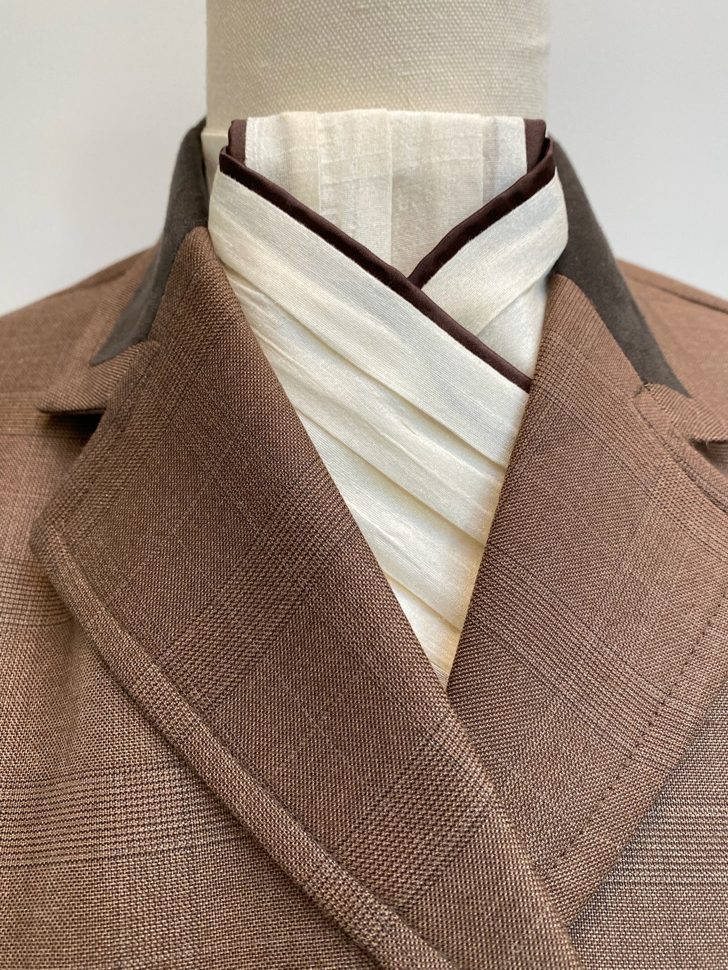Cream Pre-tied Stock