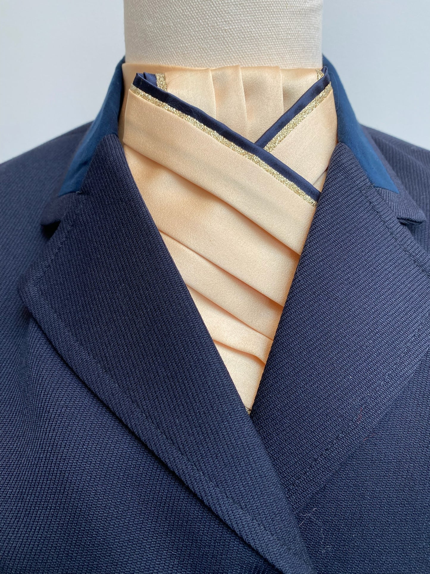 Peach Pre-tied Stock PTS56