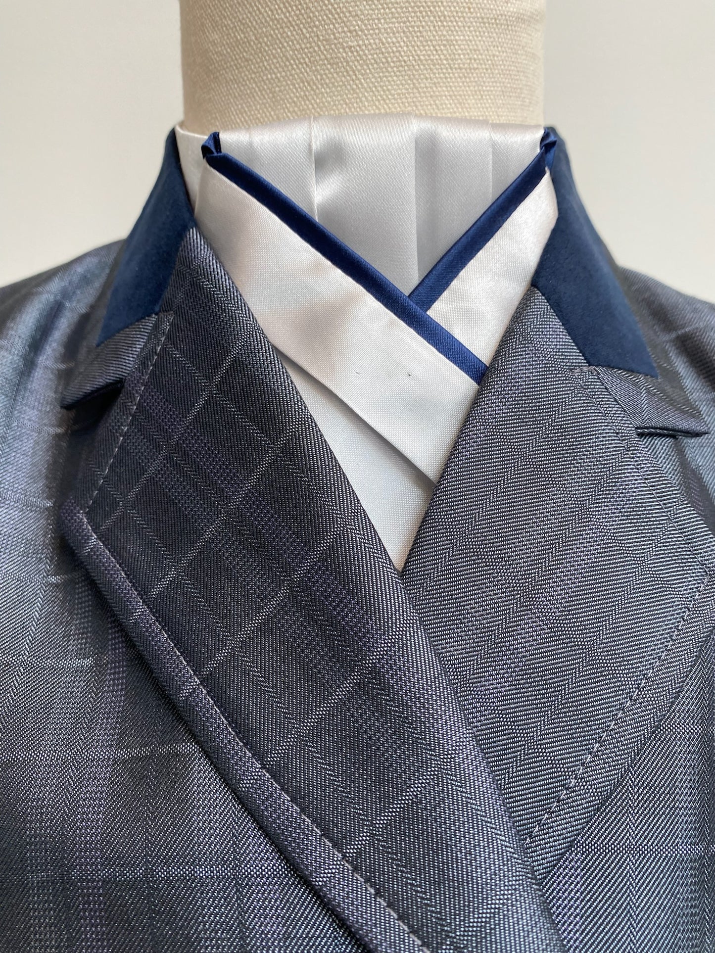 Grey Pre-tied Stock PTS43