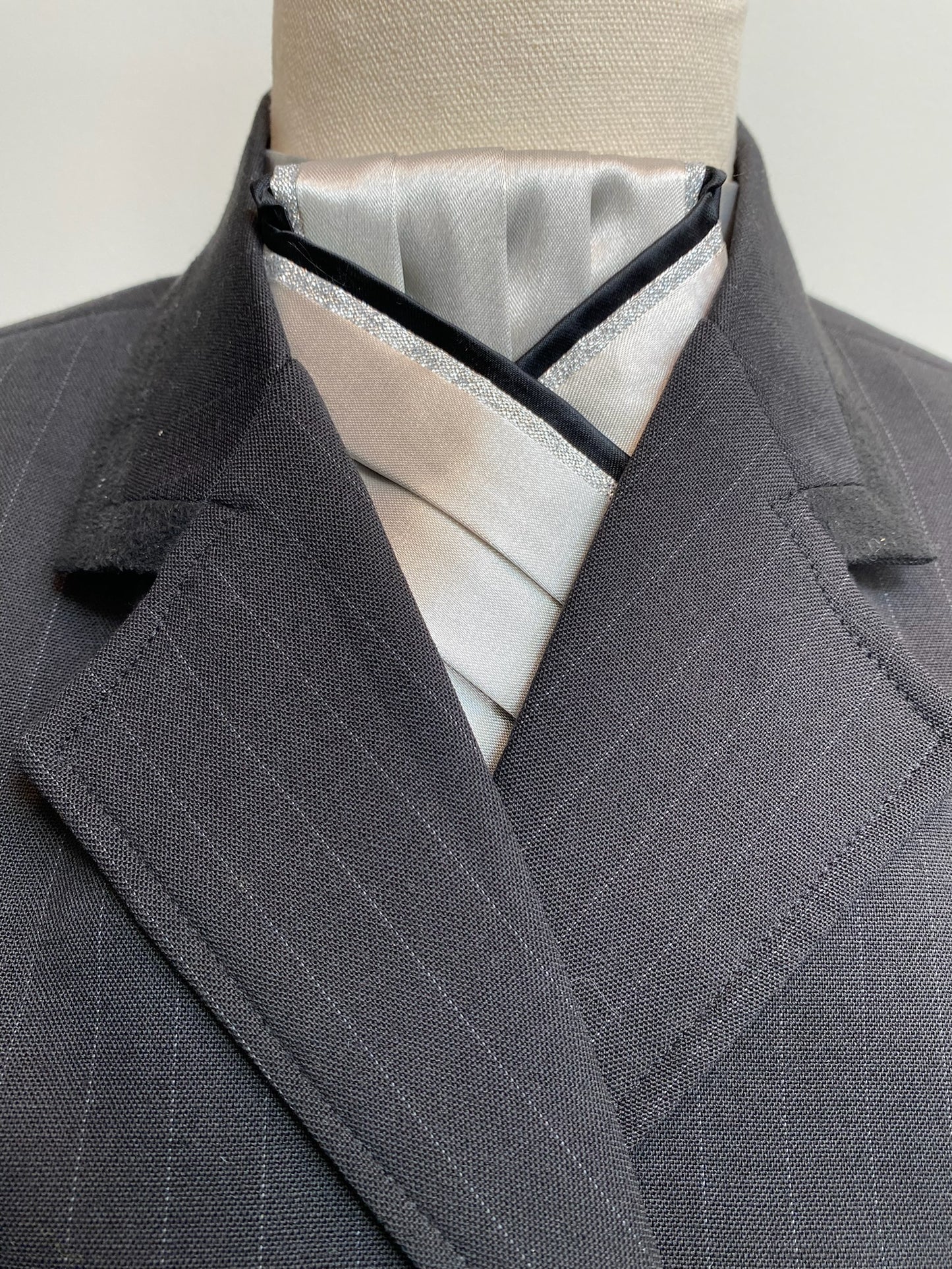 Grey Pre-tied Stock PTS47