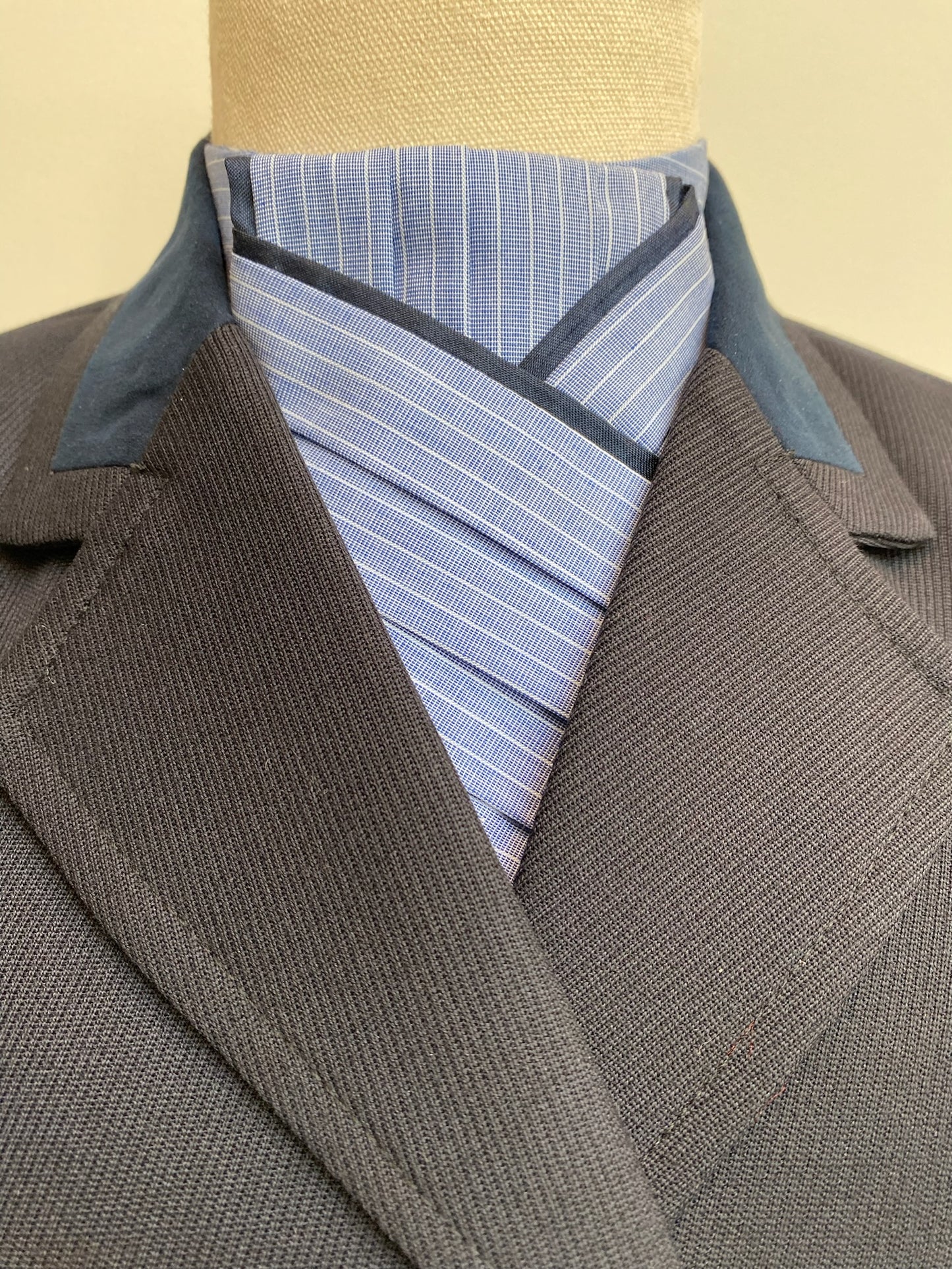 Blue Pre-tied Stock PTS02