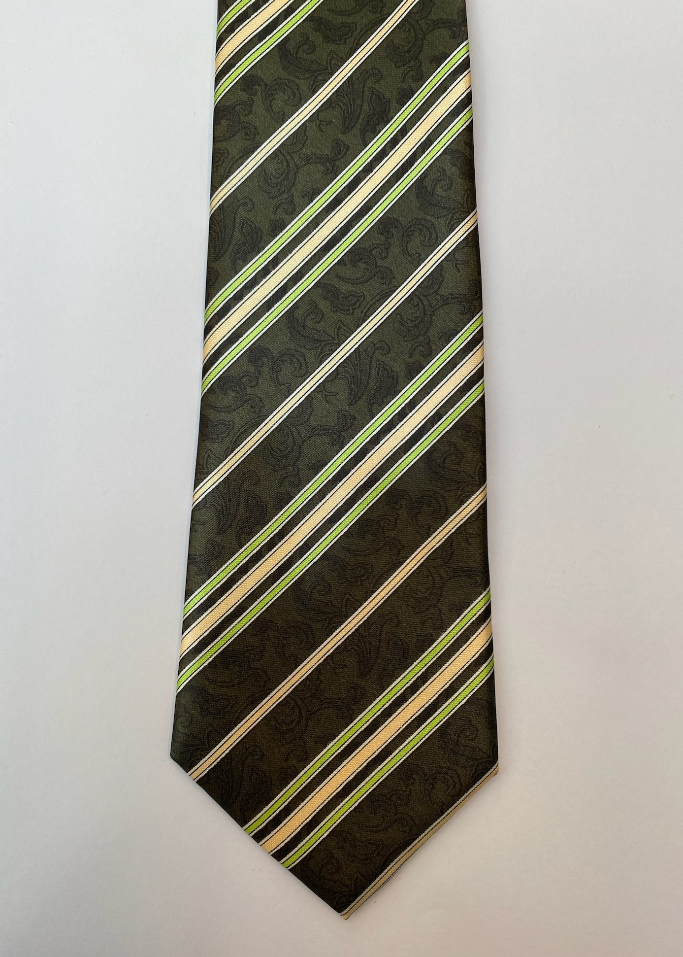 MRW Traditional Tie 81