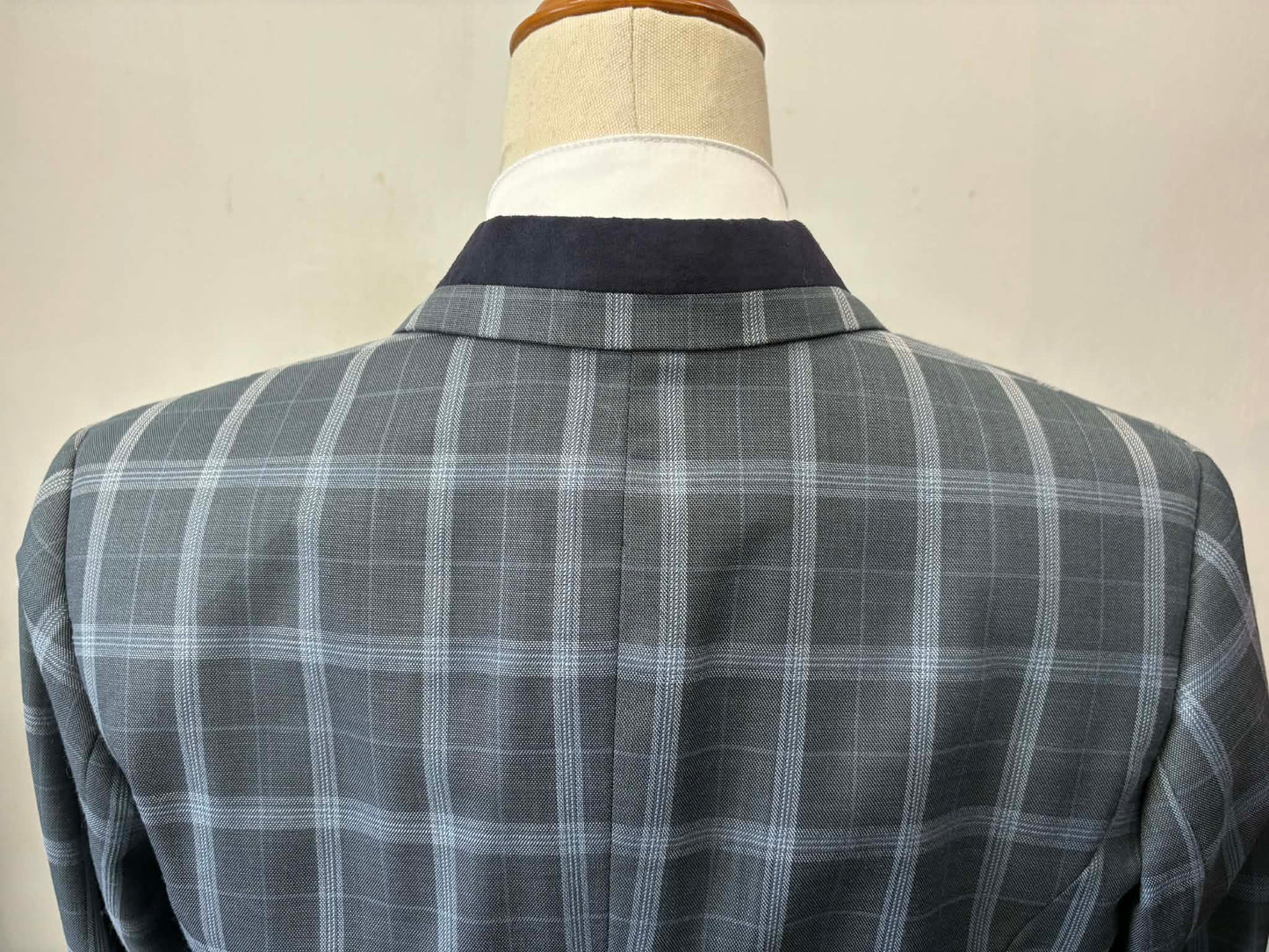 12 - 2024 Ladies Smokey blue grey fine wool blend tweed with cornflower blue overcheck riding jacket