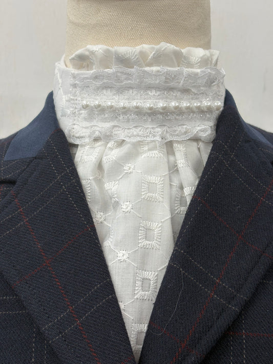 Off White Pre-tied Dressage Stock DPTS32